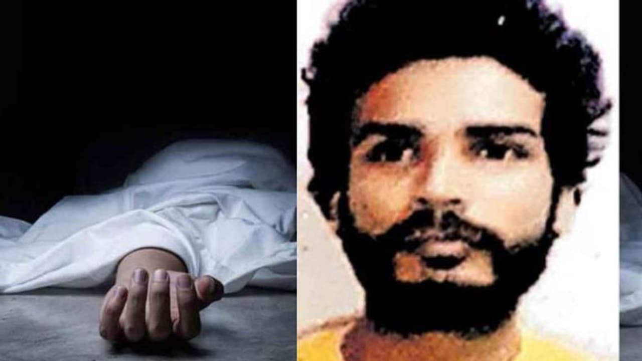 റോഡരുകില് വീണുമരിച്ച് അച്ഛന്, ഒന്നുമറിയാതെ കരച്ചിലോടെ ഇരട്ടക്കുട്ടികള് റോഡരുകില് വീണുമരിച്ച് അച്ഛന്, ഒന്നുമറിയാതെ കരച്ചിലോടെ ഇരട്ടക്കുട്ടികള്