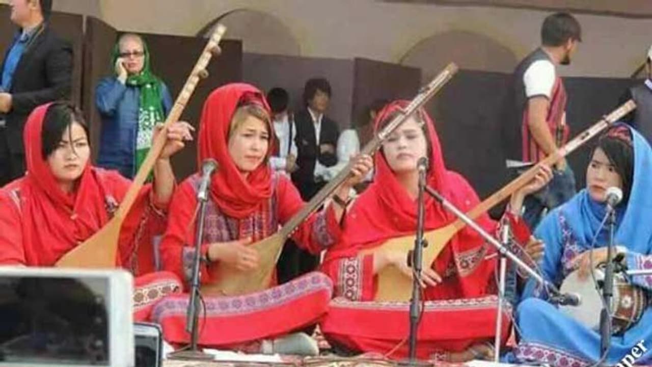 எங்களை எதிர்த்தால் சினிமா துறையினர் சர்வ நாசம்தான்... தலிபான்கள் கடும் எச்சரிக்கை..! எங்களை எதிர்த்தால் சினிமா துறையினர் சர்வ நாசம்தான்... தலிபான்கள் கடும் எச்சரிக்கை..!