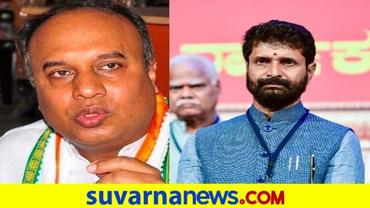 ಬಿಎಸ್ವೈ ಅರ್ಧ ಸಂಪುಟ ಜೈಲಿನಲ್ಲಿತ್ತು: ನಿಮ್ದು ನಾಲಿಗೆ ಬಚ್ಚಲಮನೆ ಚಪ್ಪಲಿ, ರವಿಗೆ ತಿರುಗೇಟು ಬಿಎಸ್ವೈ ಅರ್ಧ ಸಂಪುಟ ಜೈಲಿನಲ್ಲಿತ್ತು: ನಿಮ್ದು ನಾಲಿಗೆ ಬಚ್ಚಲಮನೆ ಚಪ್ಪಲಿ, ರವಿಗೆ ತಿರುಗೇಟು