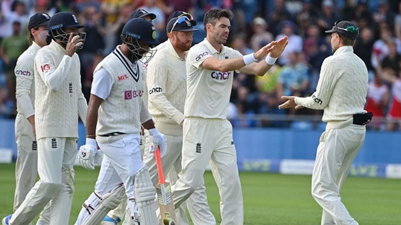 #ENGvsIND ஆரம்பத்துலயே 3 முக்கியமான விக்கெட்டுகளை வீழ்த்தி இந்திய அணியை அலறவிடும் ஆண்டர்சன் #ENGvsIND ஆரம்பத்துலயே 3 முக்கியமான விக்கெட்டுகளை வீழ்த்தி இந்திய அணியை அலறவிடும் ஆண்டர்சன்