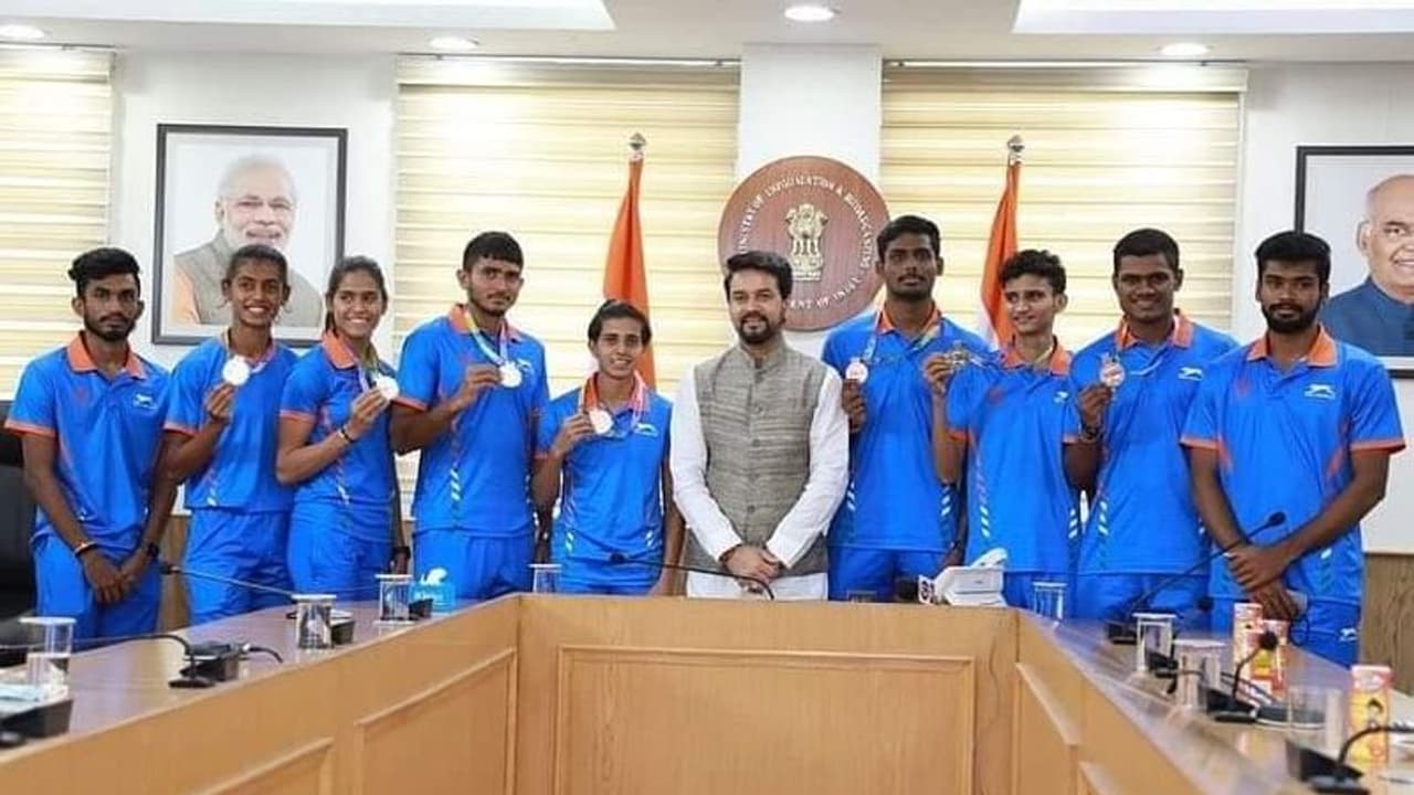 ವಿಶ್ವ ಅಥ್ಲೆಟಿಕ್ಸ್; ರಿಲೆಯಲ್ಲಿ ಪದಕ ವಿಜೇತ ಕನ್ನಡತಿ ಪ್ರಿಯಾ ಮೋಹನ್ಗೆ ಸನ್ಮಾನ! ವಿಶ್ವ ಅಥ್ಲೆಟಿಕ್ಸ್; ರಿಲೆಯಲ್ಲಿ ಪದಕ ವಿಜೇತ ಕನ್ನಡತಿ ಪ್ರಿಯಾ ಮೋಹನ್ಗೆ ಸನ್ಮಾನ!