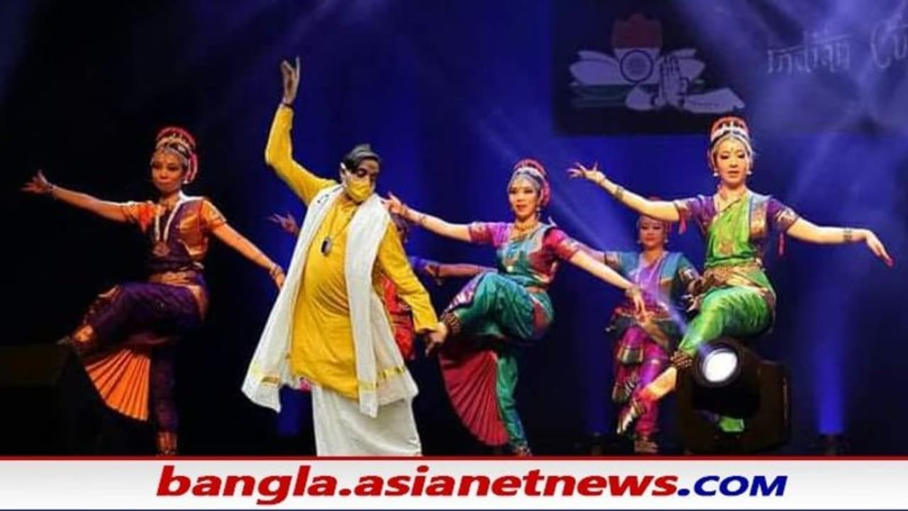 কংগ্রেস নেতা শশী থারুরর মিম ভাইরাল, নিজের সেরা তিনটি ছবি বেছে প্রশংসায় পঞ্চমুখ মিম শ্রষ্ঠাদের কংগ্রেস নেতা শশী থারুরর মিম ভাইরাল, নিজের সেরা তিনটি ছবি বেছে প্রশংসায় পঞ্চমুখ মিম শ্রষ্ঠাদের