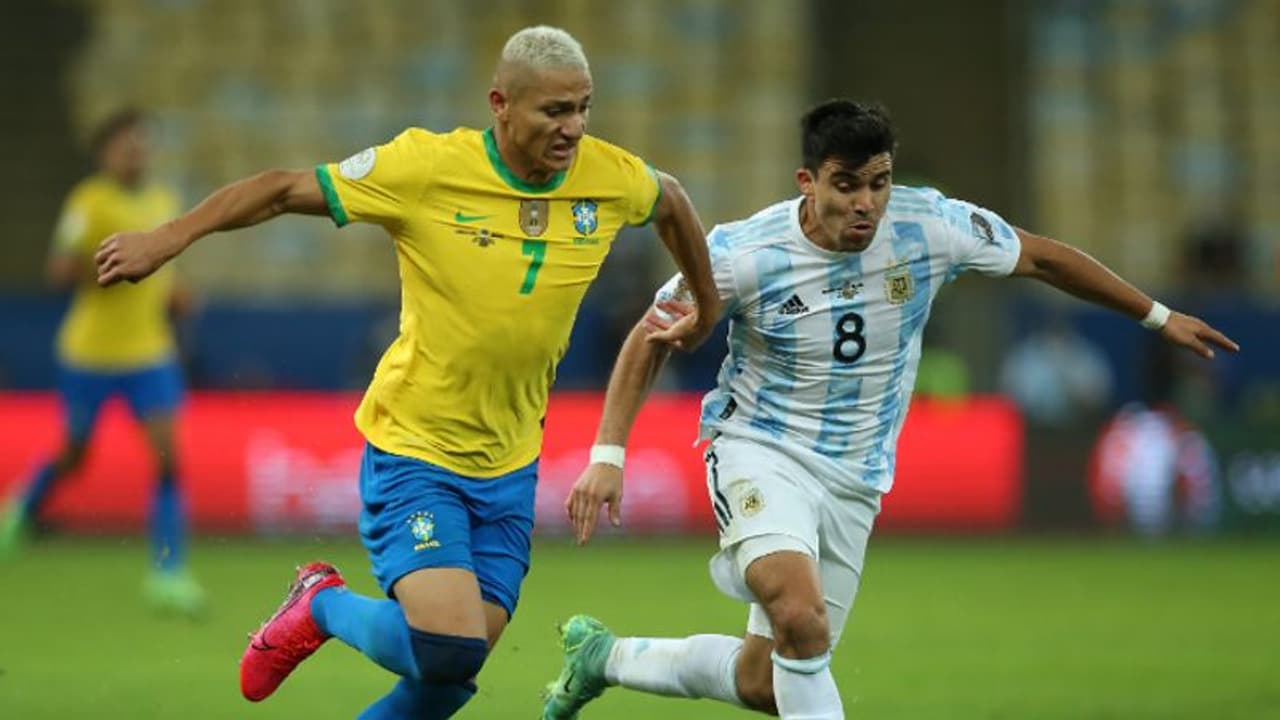 ലോകകപ്പ് യോഗ്യതാ റൗണ്ട്: അർജന്റീന ബ്രസീൽ സൂപ്പര് പോരാട്ടത്തിന്റെ മാറ്റ് കുറയും ലോകകപ്പ് യോഗ്യതാ റൗണ്ട്: അർജന്റീന ബ്രസീൽ സൂപ്പര് പോരാട്ടത്തിന്റെ മാറ്റ് കുറയും