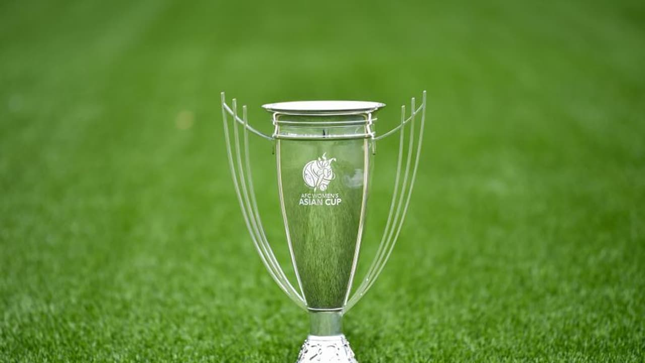 2027 ഏഷ്യന് കപ്പ് ഫുട്ബോള്: വേദിയാവാന് ഇന്ത്യയില്ല; പിന്മാറ്റം ഏഷ്യന് ഫുട്ബോള് ഫെഡറേഷനെ അറിയിച്ചു 2027 ഏഷ്യന് കപ്പ് ഫുട്ബോള്: വേദിയാവാന് ഇന്ത്യയില്ല; പിന്മാറ്റം ഏഷ്യന് ഫുട്ബോള് ഫെഡറേഷനെ അറിയിച്ചു