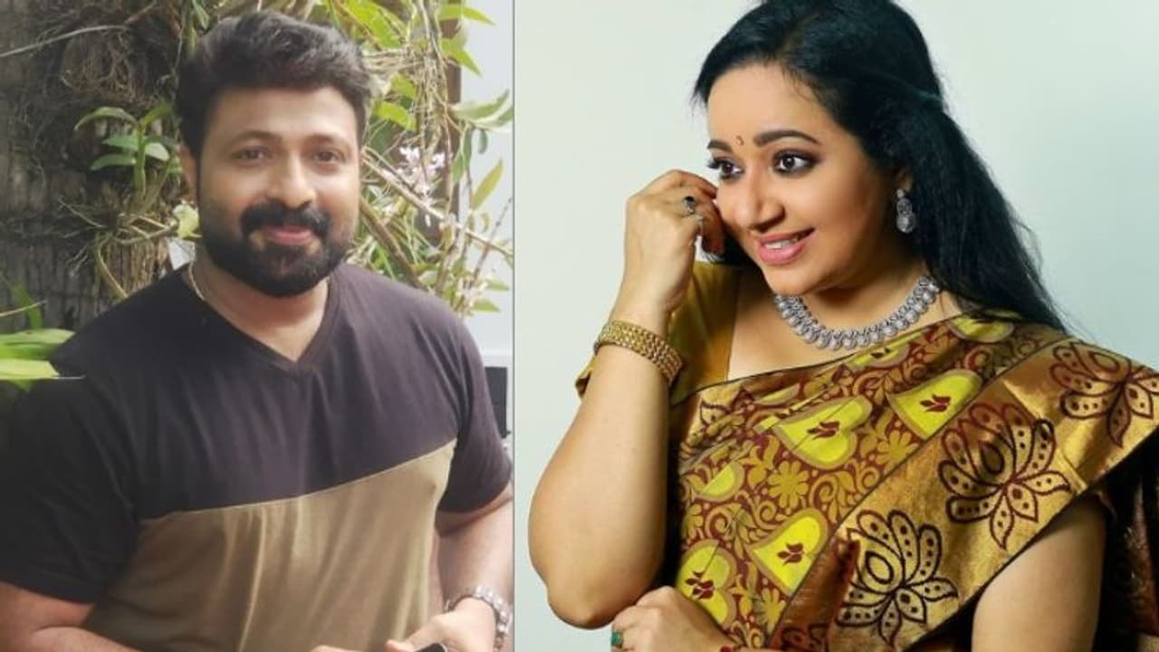 Chandra Lakshman : ജീവിതം കൂടുതൽ രസകരമായി; വിവാഹ ശേഷമുള്ള വിശേഷങ്ങളുമായി ടോഷും ചന്ദ്രയും Chandra Lakshman : ജീവിതം കൂടുതൽ രസകരമായി; വിവാഹ ശേഷമുള്ള വിശേഷങ്ങളുമായി ടോഷും ചന്ദ്രയും