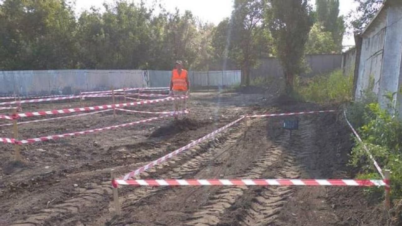 സ്റ്റാലിന്റെ കാലത്തെ കൂട്ടക്കുരുതി? ഉക്രെയിനിൽ കണ്ടെത്തിയത് ഭീമൻ ശവപ്പറമ്പ്! സ്റ്റാലിന്റെ കാലത്തെ കൂട്ടക്കുരുതി? ഉക്രെയിനിൽ കണ്ടെത്തിയത് ഭീമൻ ശവപ്പറമ്പ്!