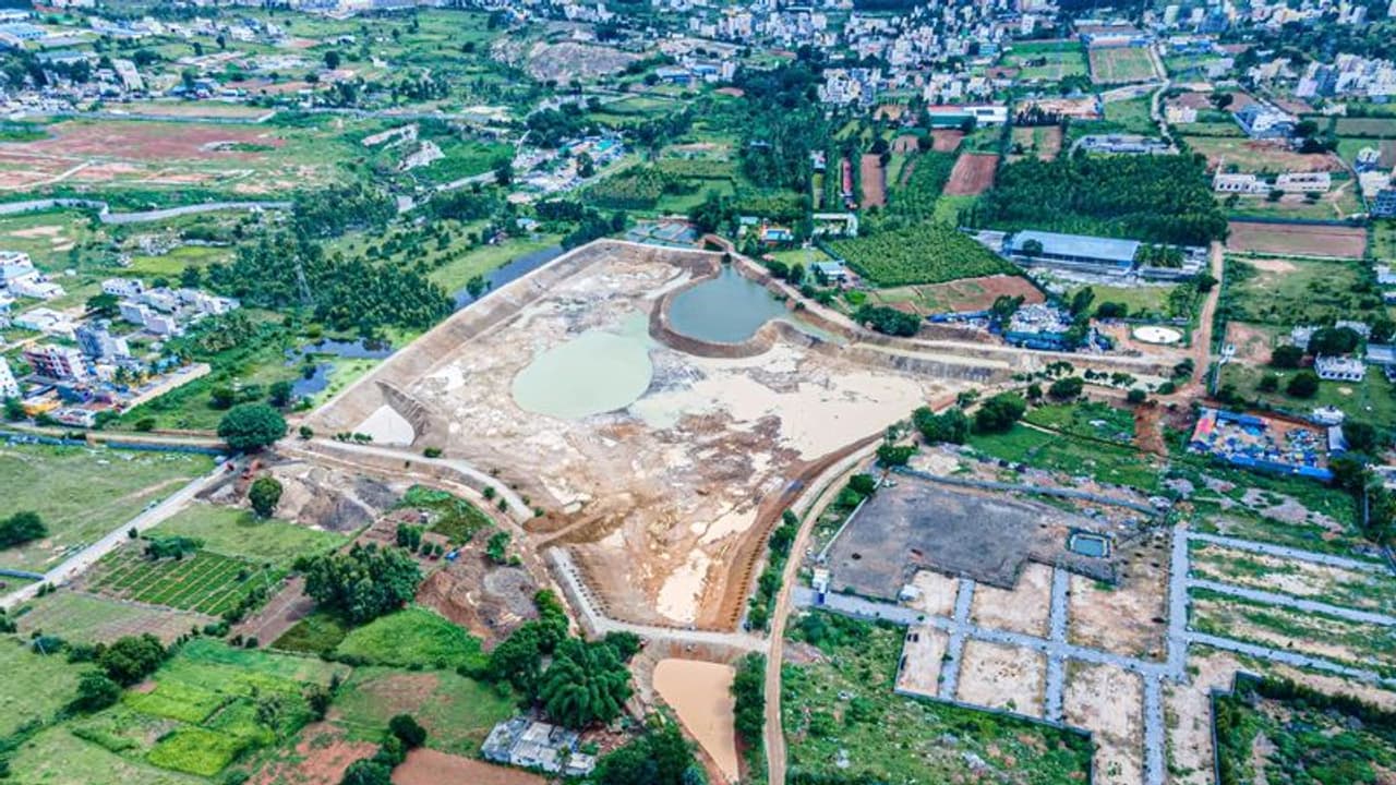 ಬಿಡಿಎ ವತಿಯಿಂದಲೇ 42 ಕಡೆ ಕೆರೆ ಒತ್ತುವರಿ ಮಾಡಿ ಬಡಾವಣೆ ನಿರ್ಮಾಣ! ಬಿಡಿಎ ವತಿಯಿಂದಲೇ 42 ಕಡೆ ಕೆರೆ ಒತ್ತುವರಿ ಮಾಡಿ ಬಡಾವಣೆ ನಿರ್ಮಾಣ!
