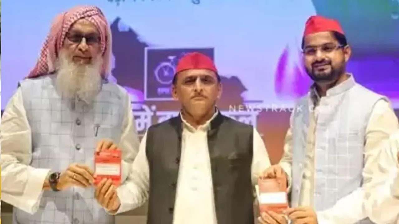 मुख्तार अंसारी के भाई सिबगतुल्लाह और पूर्व मंत्री अम्बिका चौधरी साइकिल पर हुए सवार, थामा सपा का दामन मुख्तार अंसारी के भाई सिबगतुल्लाह और पूर्व मंत्री अम्बिका चौधरी साइकिल पर हुए सवार, थामा सपा का दामन