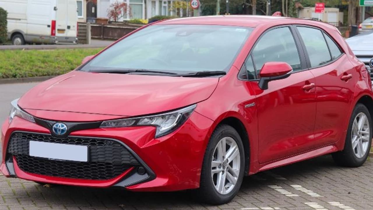 കൊറോളയ്ക്ക് 55 വയസ്, ലോകത്താകെ വിറ്റത് അഞ്ച് കോടി യൂണിറ്റുകള് കൊറോളയ്ക്ക് 55 വയസ്, ലോകത്താകെ വിറ്റത് അഞ്ച് കോടി യൂണിറ്റുകള്