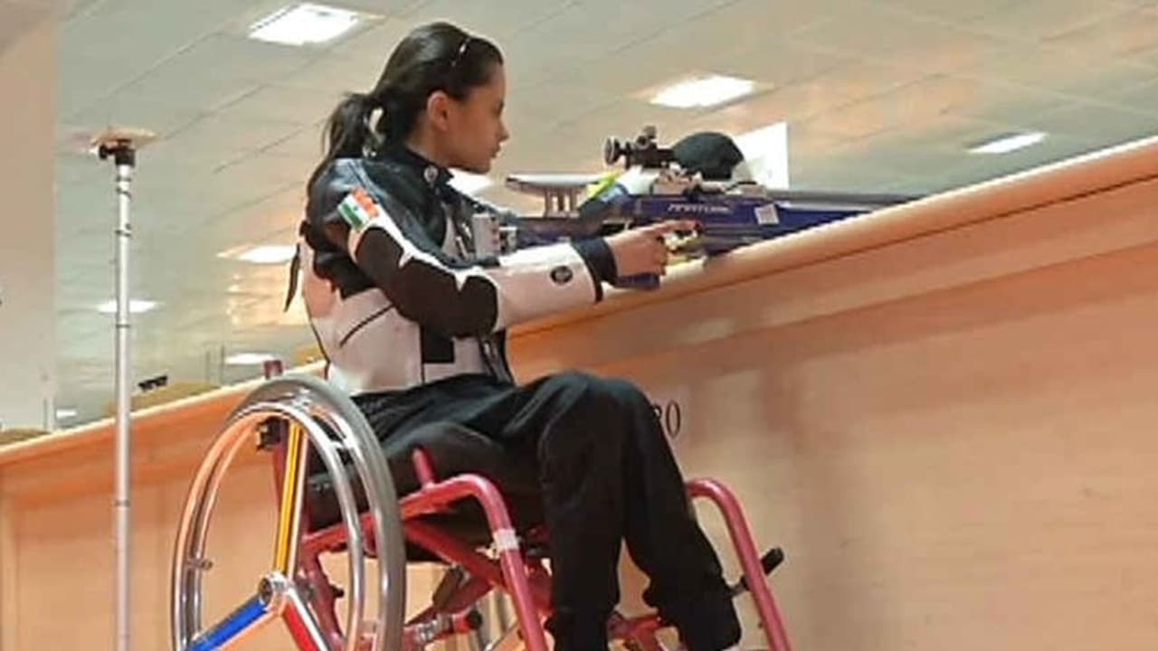 বিশ্বরেকর্ড ছুঁয়ে ভারতকে সোনার পদক দিলেন অবনী লেখারা, রুপো জিতলেন যোগেশ কাঠুনিয়া বিশ্বরেকর্ড ছুঁয়ে ভারতকে সোনার পদক দিলেন অবনী লেখারা, রুপো জিতলেন যোগেশ কাঠুনিয়া