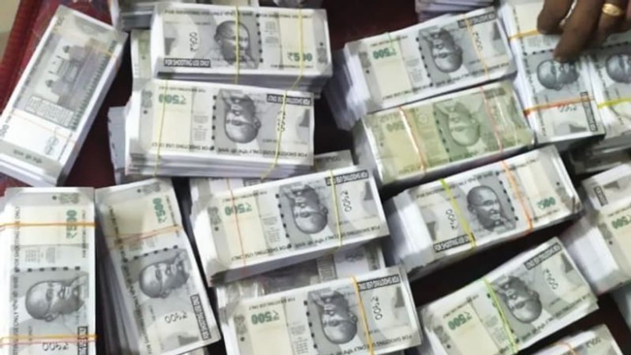കല്യാണ വീടുകളില്‍ അടക്കം കള്ളനോട്ടുകള്‍ മാറിയെടുക്കാന്‍ ശ്രമം; ആലപ്പുഴയില്‍ ഒരാള്‍ കൂടി അറസ്റ്റില്‍