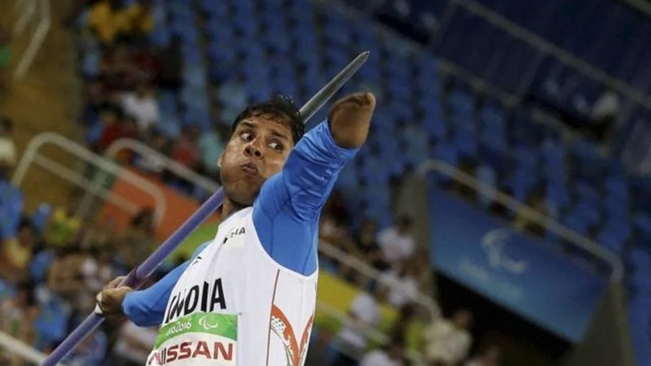 देवेंद्र झाझरिया ने ओलंपिक इतिहास में जीता तीसरा मेडल, पीएम मोदी समेत इन लोगों ने दी बधाई देवेंद्र झाझरिया ने ओलंपिक इतिहास में जीता तीसरा मेडल, पीएम मोदी समेत इन लोगों ने दी बधाई