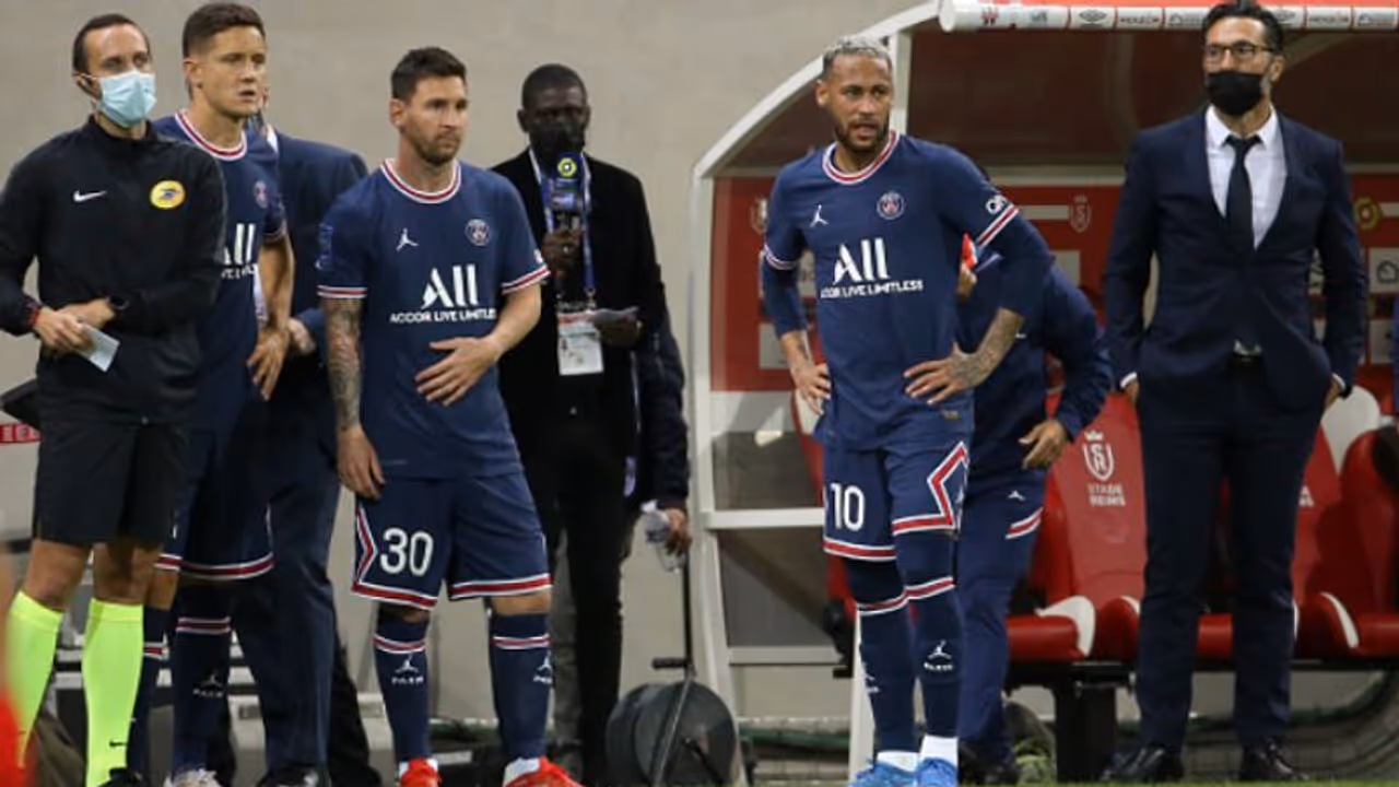 French League : മെസിയും നെയ്മറും എംബാപ്പേയും ഒരുമിച്ചിറങ്ങി, എന്നിട്ടും പിഎസ്ജിക്ക് തോല്വി; റയലിന് ജയം French League : മെസിയും നെയ്മറും എംബാപ്പേയും ഒരുമിച്ചിറങ്ങി, എന്നിട്ടും പിഎസ്ജിക്ക് തോല്വി; റയലിന് ജയം