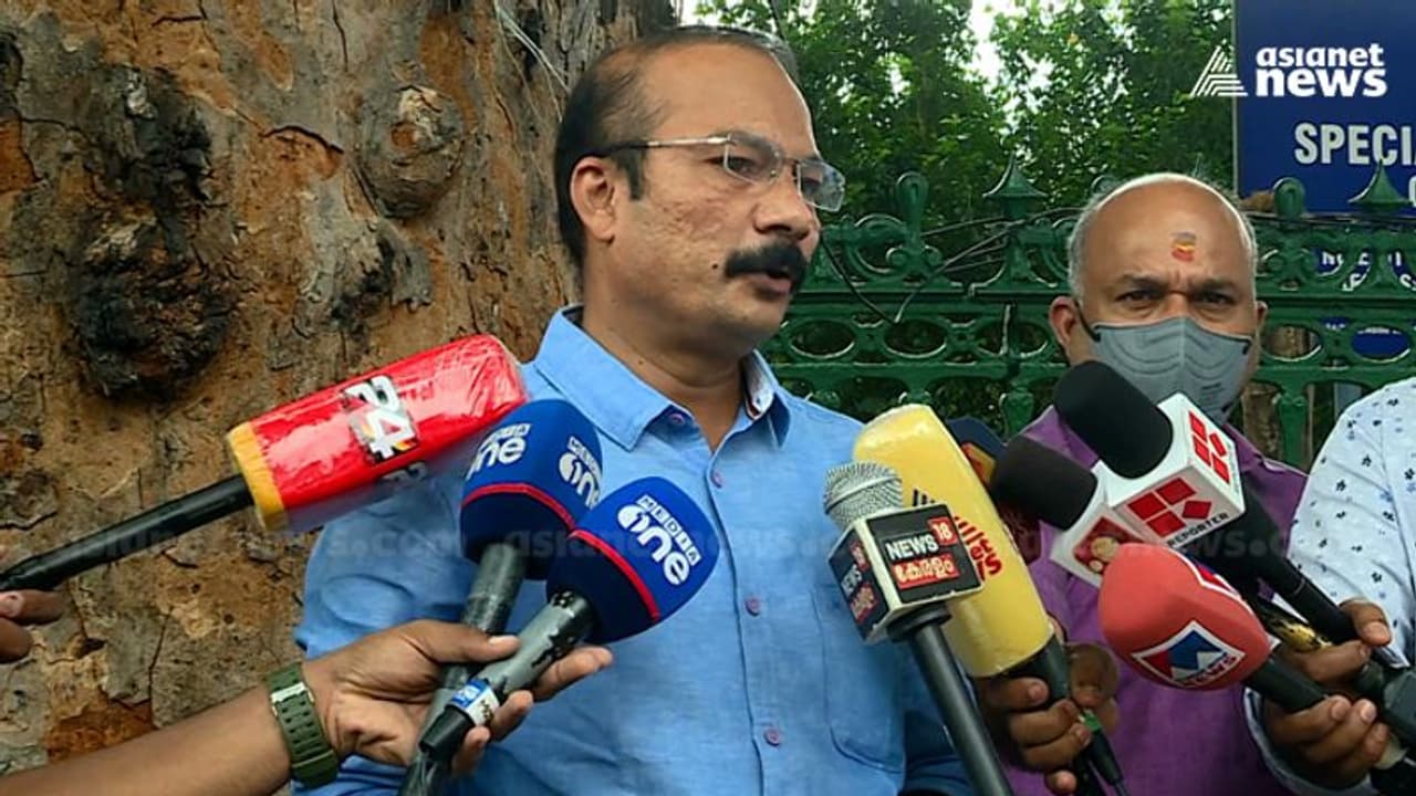 'കോൺഗ്രസിന് ഇനി എന്ത് സംഭവിക്കുമെന്ന് കണ്ടറിയണം കോശീ'; വീണ്ടും കുത്തി പി എസ് പ്രശാന്ത് 'കോൺഗ്രസിന് ഇനി എന്ത് സംഭവിക്കുമെന്ന് കണ്ടറിയണം കോശീ'; വീണ്ടും കുത്തി പി എസ് പ്രശാന്ത്