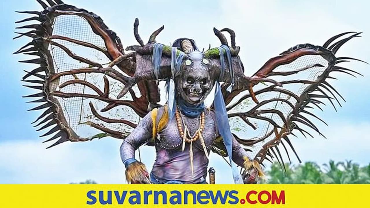 ವೇಷಹಾಕಿ ಸಂಗ್ರಹಿಸಿದ 7 ಲಕ್ಷ ರು. 8 ಮಕ್ಕಳಿಗೆ ದಾನ ಮಾಡಿದ ರವಿ