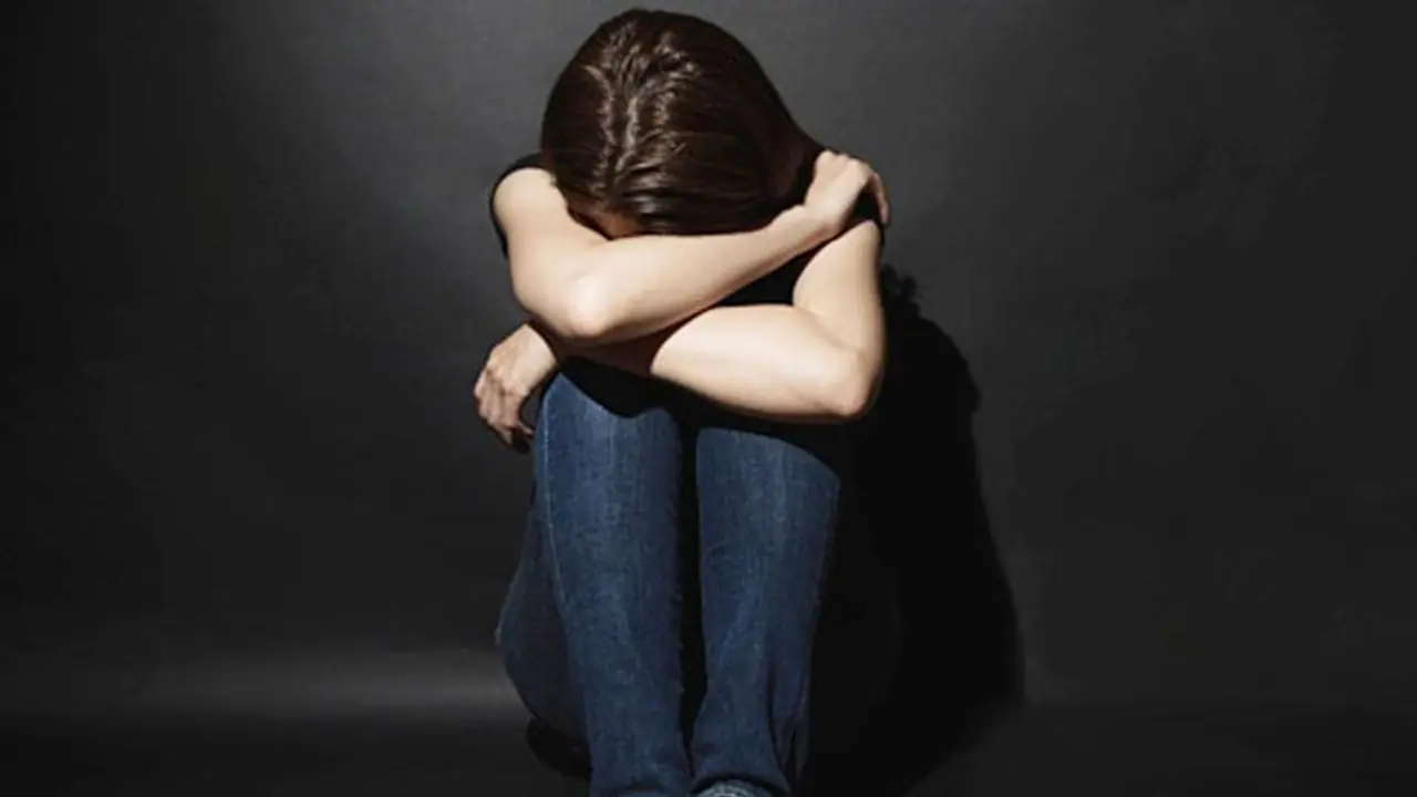 Domestic violence:ರಾಜ್ಯದಲ್ಲಿ ಹೆಚ್ಚಿದ ಕೌಟುಂಬಿಕ ಹಿಂಸೆ... ಹೆಲ್ತ್ ಸರ್ವೇ ತಿಳಿಸಿದ ಭೀಕರ ಸತ್ಯ Domestic violence:ರಾಜ್ಯದಲ್ಲಿ ಹೆಚ್ಚಿದ ಕೌಟುಂಬಿಕ ಹಿಂಸೆ... ಹೆಲ್ತ್ ಸರ್ವೇ ತಿಳಿಸಿದ ಭೀಕರ ಸತ್ಯ