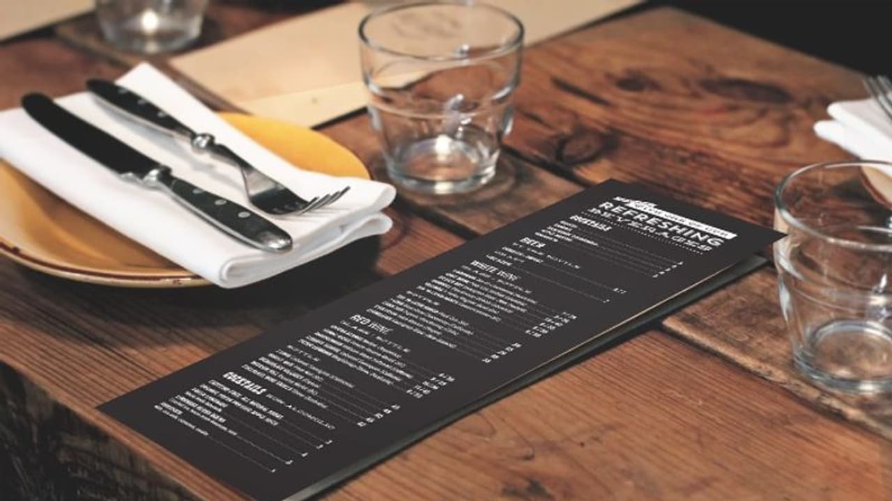 ഓര്ഡര് ചെയ്തത് 3500 രൂപയ്ക്ക്; കിട്ടിയ ഭക്ഷണം കണ്ട് അമ്പരന്ന് യുവതി! ഓര്ഡര് ചെയ്തത് 3500 രൂപയ്ക്ക്; കിട്ടിയ ഭക്ഷണം കണ്ട് അമ്പരന്ന് യുവതി!