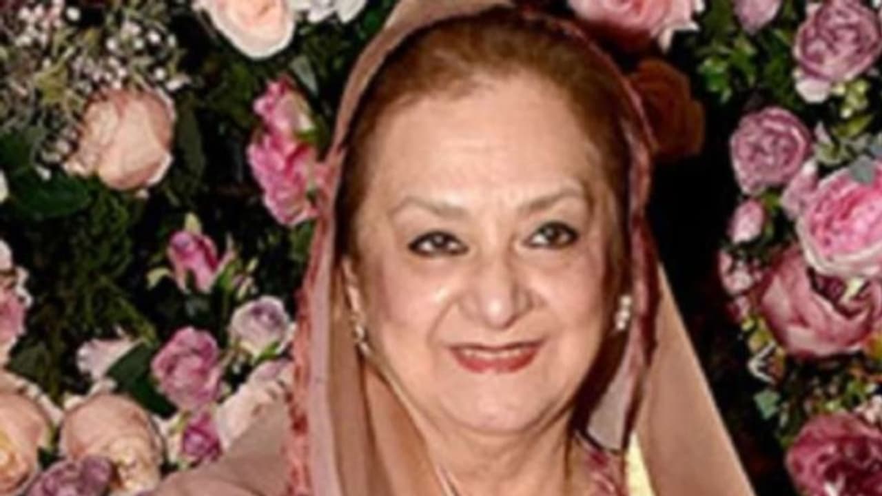 Late Dilip Kumar's wife Saira Banu is battling depression, also diagnosed with cardiac problem
