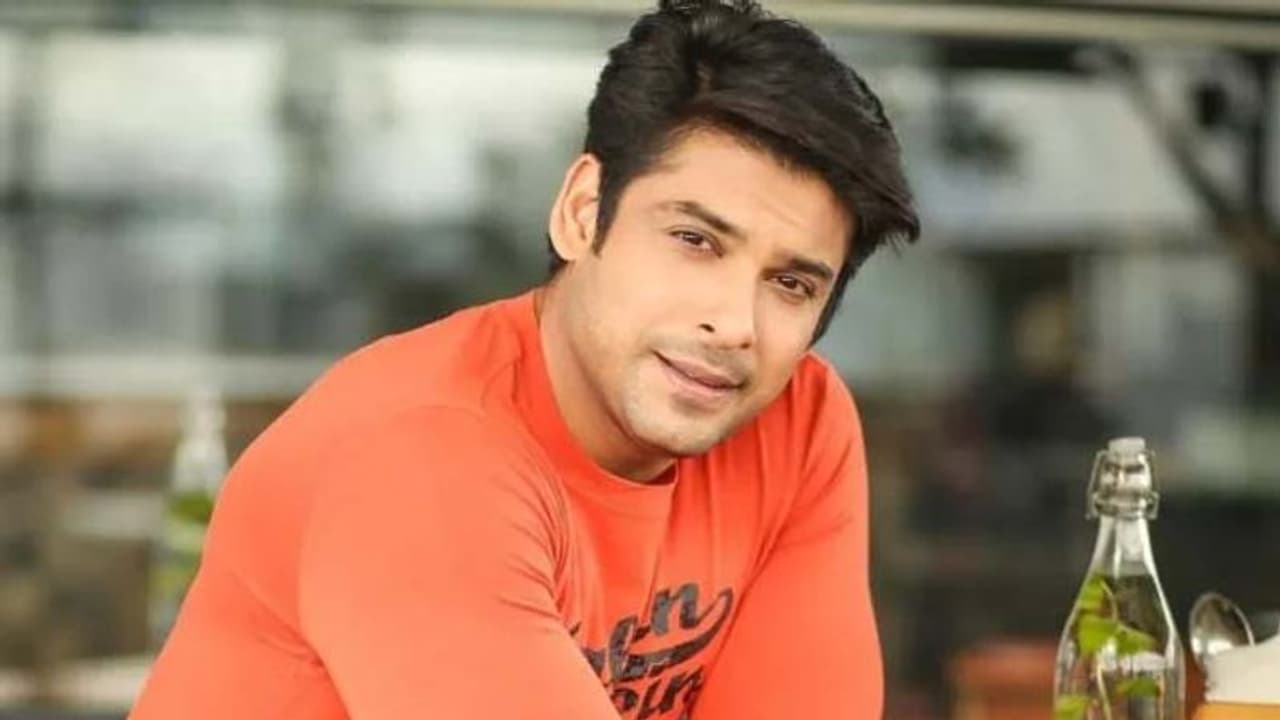 সিদ্ধার্থ শুক্লার মৃত্যুতে শোকস্তব্ধ বলিউড, প্রয়াত অভিনেতা আবেগঘন শোক বার্তা ইন্ডাস্ট্রির সিদ্ধার্থ শুক্লার মৃত্যুতে শোকস্তব্ধ বলিউড, প্রয়াত অভিনেতা আবেগঘন শোক বার্তা ইন্ডাস্ট্রির