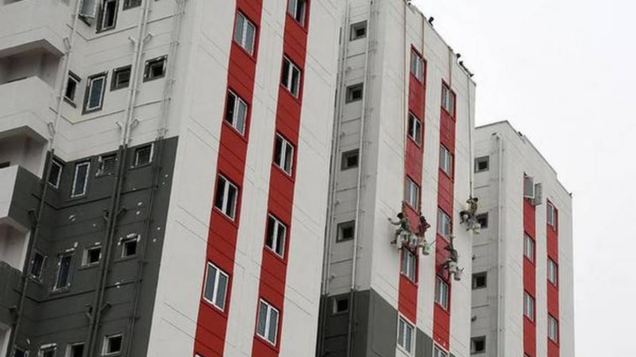 கே.பி பார்க் கட்டுமான முறைகேடு. தப்பிக்கும் தலைகள்? பலிகடா ஆகும் உதவி பொறியாளர்கள்.. பகீர் கிளப்பும் வீரப்பன்.