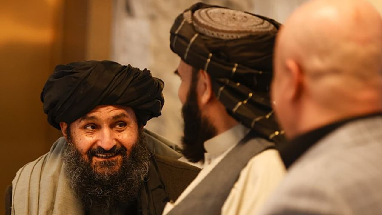 সরকার গঠনে পাক নির্দেশের অপেক্ষায় কি তালিবানরা, ISI প্রধানের আফগান সফর নিয়ে জোর জল্পনা সরকার গঠনে পাক নির্দেশের অপেক্ষায় কি তালিবানরা, ISI প্রধানের আফগান সফর নিয়ে জোর জল্পনা