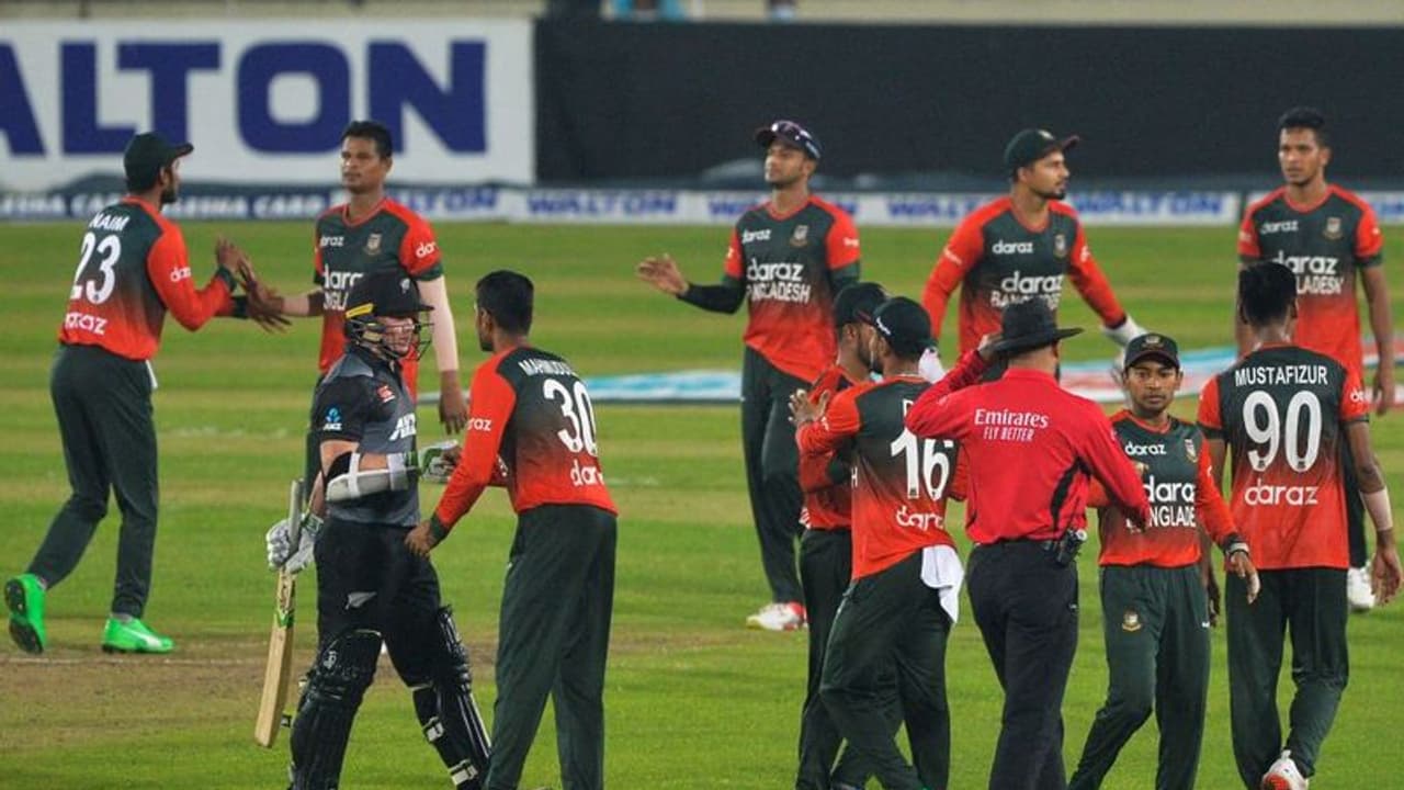 ടി20യില് ബംഗ്ലാദേശ് ജൈത്രയാത്ര തുടരുന്നു; ന്യൂസിലന്ഡിനെതിരായ രണ്ടാം മത്സരത്തിലും ജയം ടി20യില് ബംഗ്ലാദേശ് ജൈത്രയാത്ര തുടരുന്നു; ന്യൂസിലന്ഡിനെതിരായ രണ്ടാം മത്സരത്തിലും ജയം