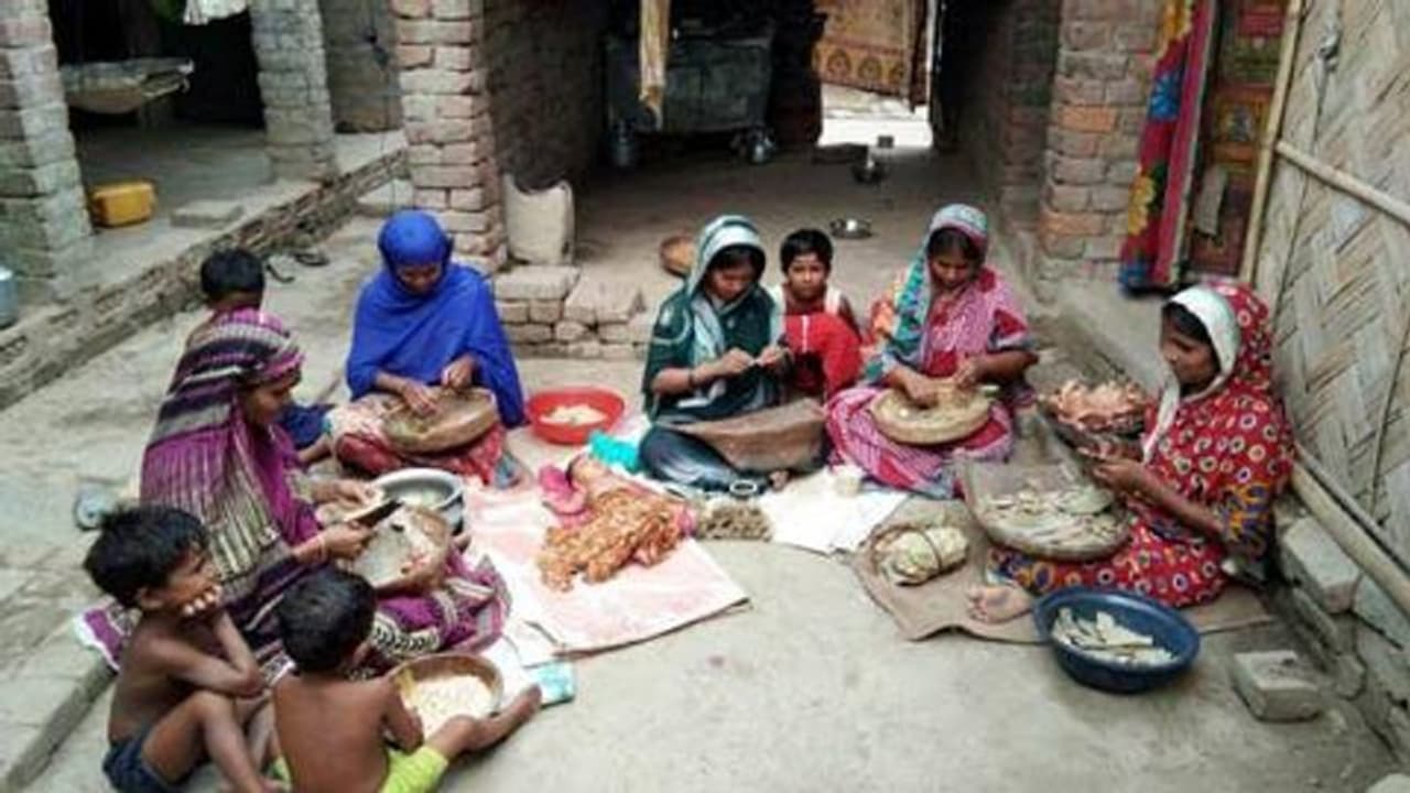 শ্রমিকদের জন্য সুখবর, ইএসআই হাসপাতাল চালু হবে মুর্শিদাবাদে শ্রমিকদের জন্য সুখবর, ইএসআই হাসপাতাল চালু হবে মুর্শিদাবাদে