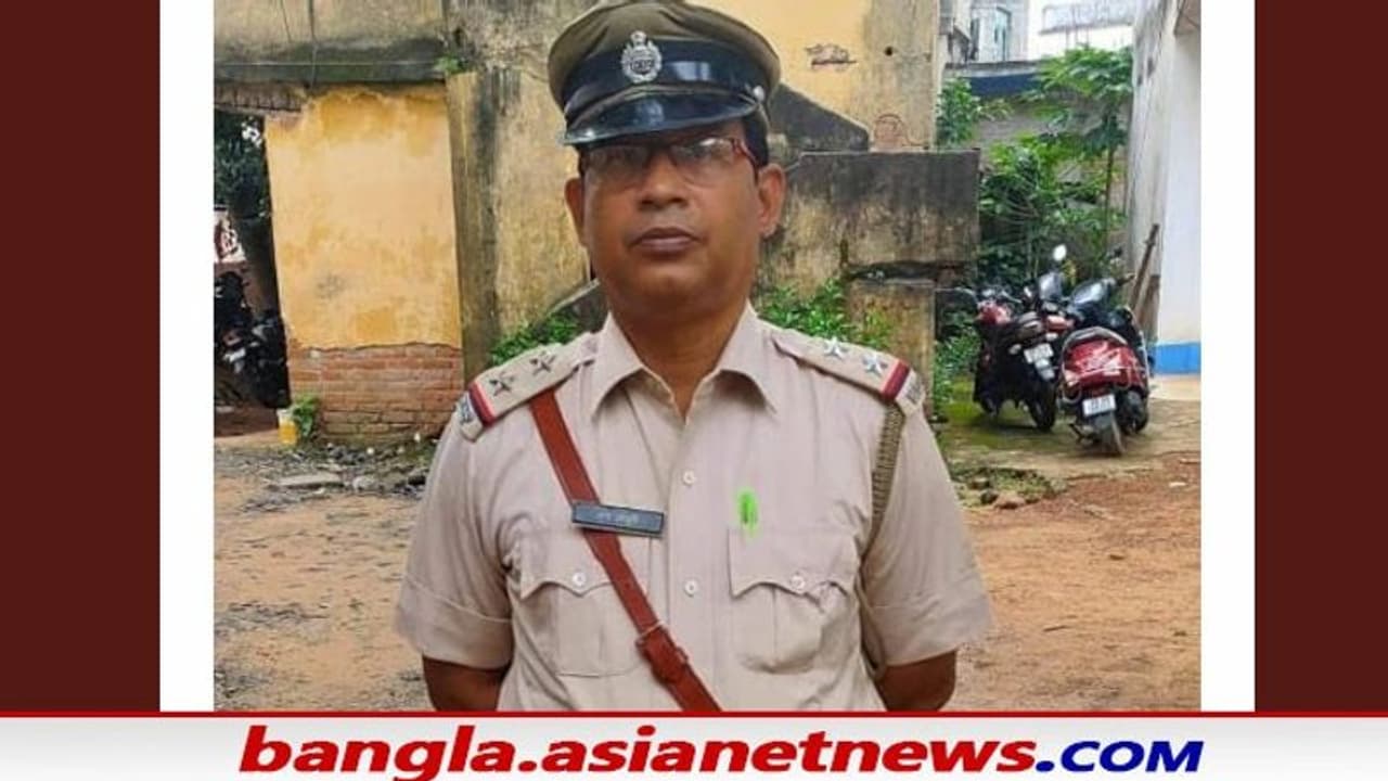 কেশপুরের পুলিশ কোয়ার্টারে উদ্ধার এসআই এর ঝুলন্ত দেহ, খুনের অভিযোগ দায়ের পরিবারের