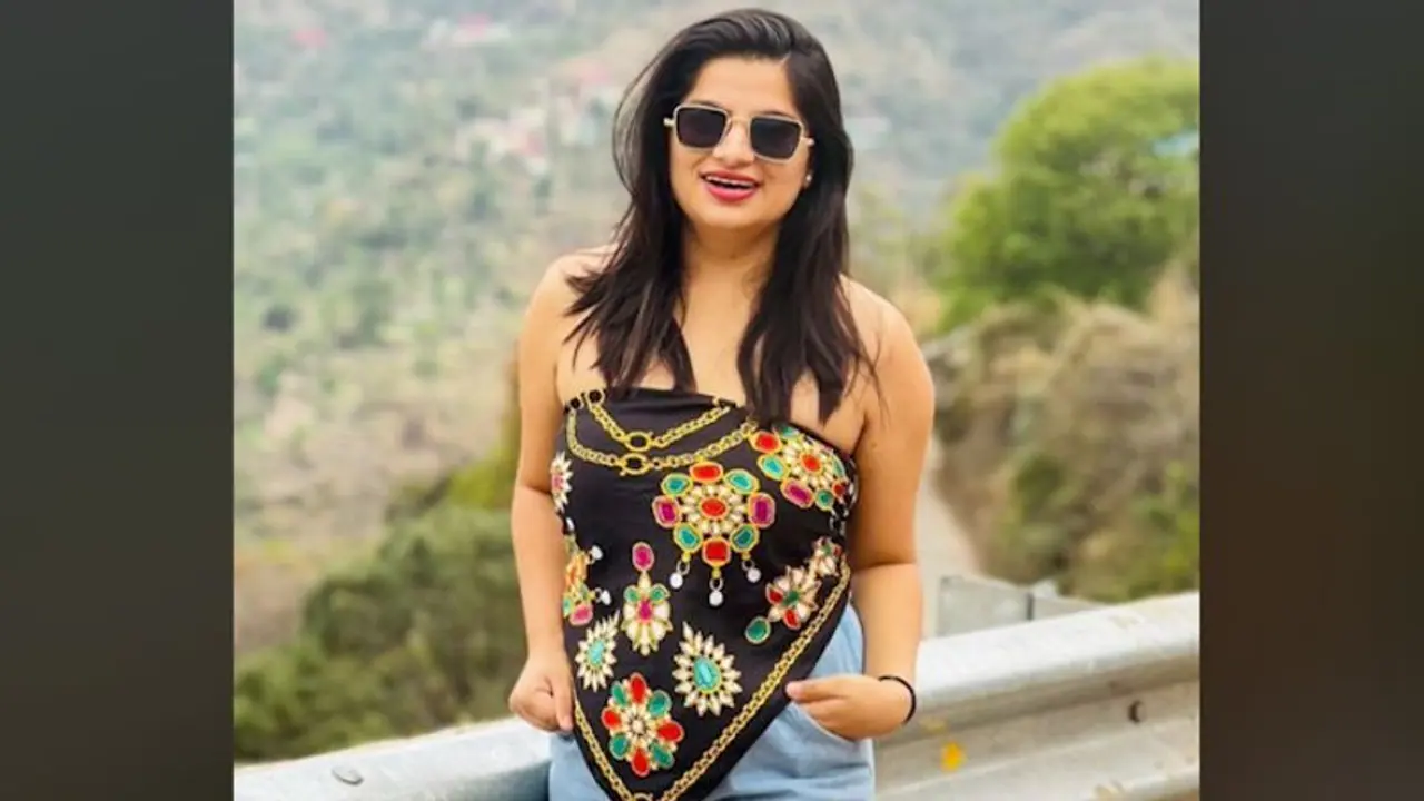 Travel blogger Shivangi Sharma is sporting the world   how to travel on a budget.