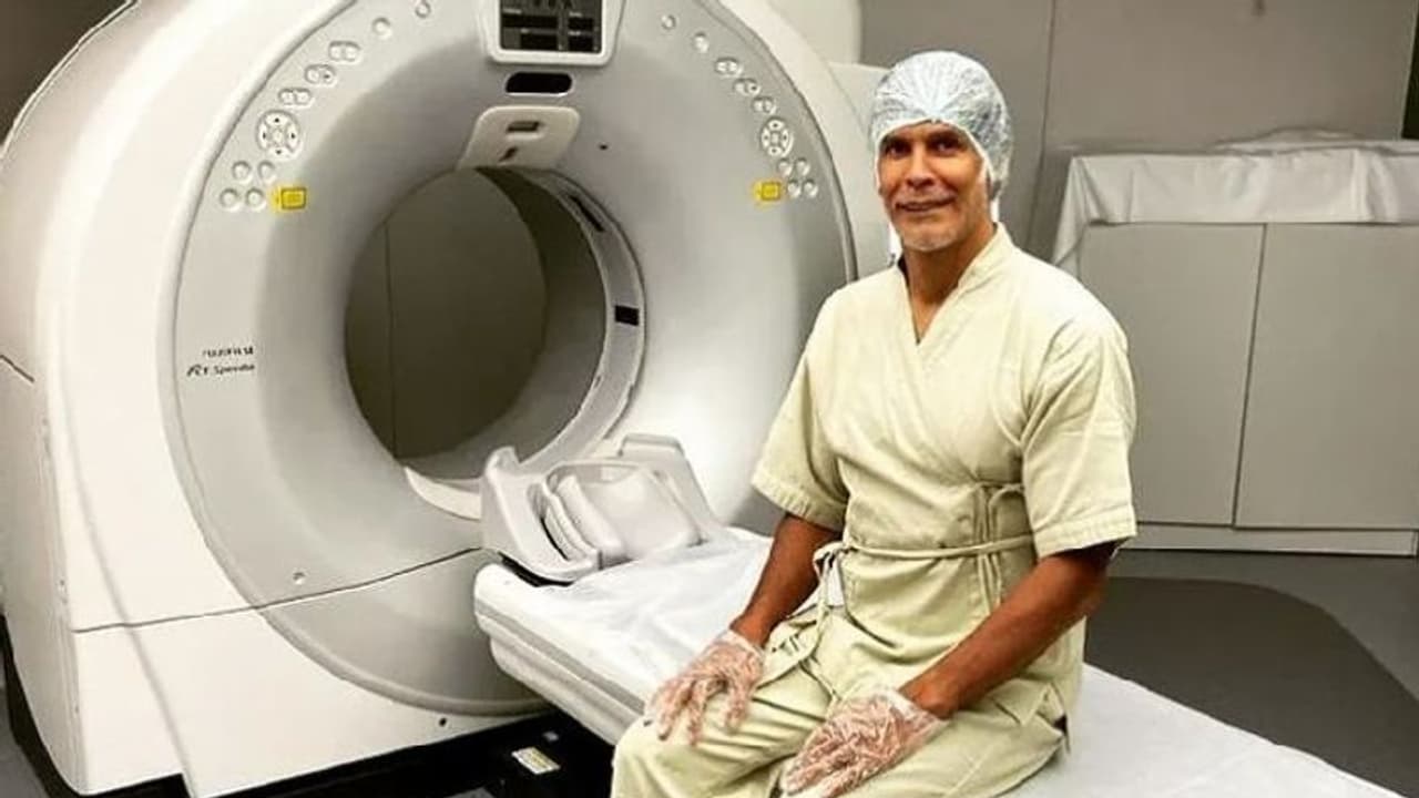 സ്കാനിംഗ് മുറിയില് നിന്നുള്ള ഫോട്ടോ പങ്കുവച്ച് നടന് മിലിന്ദ് സോമന് സ്കാനിംഗ് മുറിയില് നിന്നുള്ള ഫോട്ടോ പങ്കുവച്ച് നടന് മിലിന്ദ് സോമന്