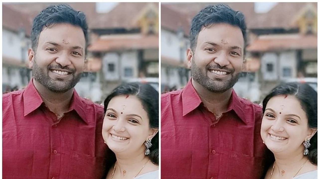 ആറാം വിവാഹവാര്‍ഷികം, ആശംസകളുമായി സന്തോഷം പങ്കുവെച്ച് ശരണ്യ മോഹൻ