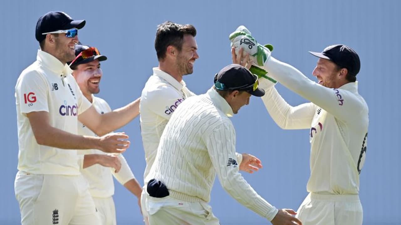 ಆ್ಯಷಸ್ ಸರಣಿ 17 ಆಟಗಾರರನ್ನೊಳಗೊಂಡ ಬಲಿಷ್ಠ ಇಂಗ್ಲೆಂಡ್ ತಂಡ ಪ್ರಕಟ ಆ್ಯಷಸ್ ಸರಣಿ 17 ಆಟಗಾರರನ್ನೊಳಗೊಂಡ ಬಲಿಷ್ಠ ಇಂಗ್ಲೆಂಡ್ ತಂಡ ಪ್ರಕಟ