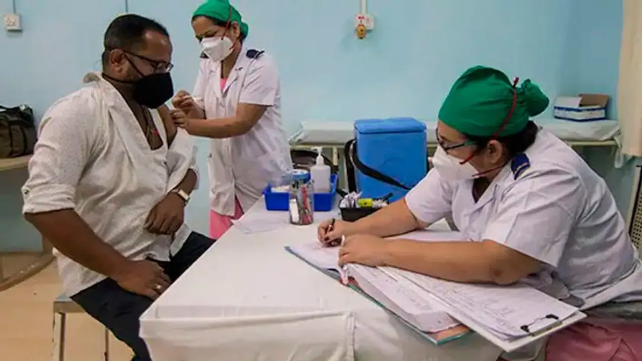 Corona Vaccination: भारत में 70 करोड़ डोज लगाई गईं, अकेले 13 दिनों में 10 करोड़ वैक्सीन