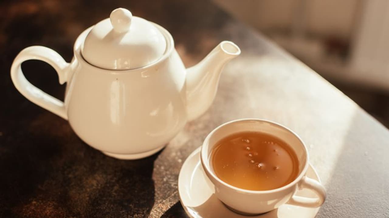 'Measure with your heart': Zomato's post provokes hilarious comments 'Measure with your heart': Zomato's post provokes hilarious comments