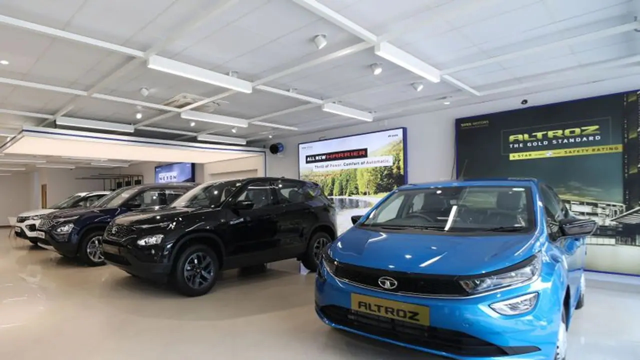 ದಕ್ಷಿಣ ಭಾರತದಲ್ಲಿ ಟಾಟಾ ಹೊಸ ಅಧ್ಯಾಯ; ಒಂದೇ ದಿನ 70 ಶೋ ರೂಂ ಆರಂಭ!