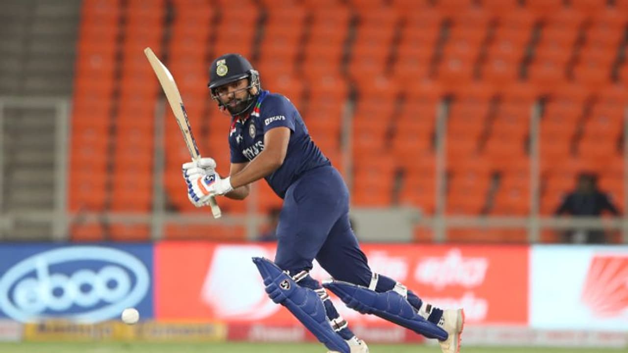 ടി20 ലോകകപ്പ് ടീം മുംബൈ ഇന്ത്യന്സ് മയം; രാജസ്ഥാന് താരങ്ങളാരുമില്ല ടി20 ലോകകപ്പ് ടീം മുംബൈ ഇന്ത്യന്സ് മയം; രാജസ്ഥാന് താരങ്ങളാരുമില്ല