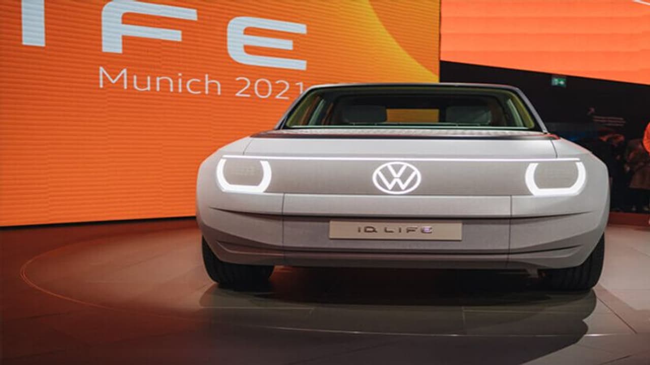 Electric Vehicles ಟೆಸ್ಲಾಗೆ ವೋಕ್ಸ್‌ವ್ಯಾಗನ್, ಟೊಯೋಟಾ ಸೆಡ್ಡು, ಎಲೆಕ್ಟ್ರಿಕ್ ವಾಹನಕ್ಕೆ 170 ಬಿಲಿಯನ್ ಡಾಲರ್ ಹೂಡಿಕೆ!