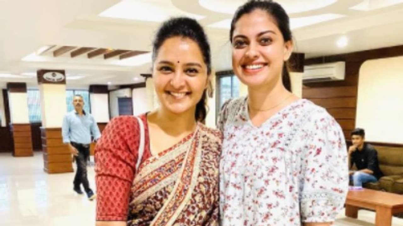 'കണ്ണെഴുതി പൊട്ടും കുത്തി..', മഞ്‍ജു വാര്യര്‍ക്ക് ആശംസയുമായി അനുശ്രീ