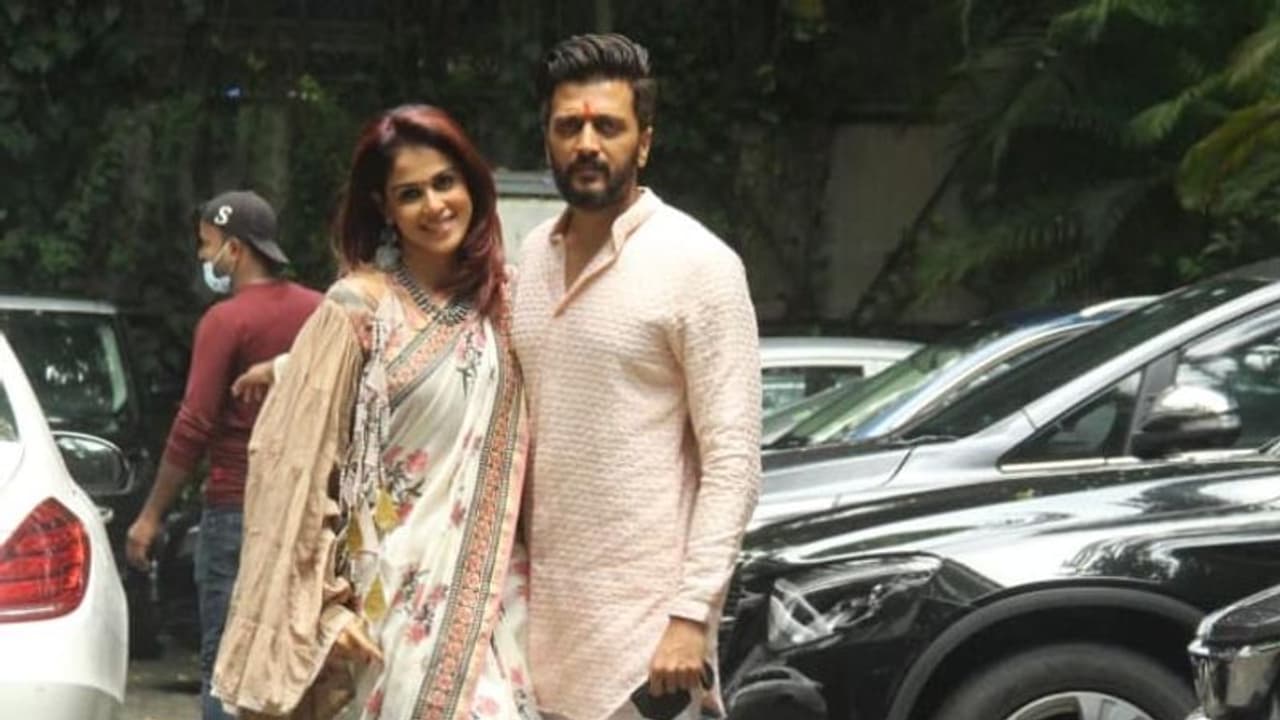 ಕರುನಾಡ ಚಕ್ರವರ್ತಿ ಶಿವರಾಜ್ಕುಮಾರ್ ಮನೆಗೆ ಜೆನಿಲಿಯಾ ದಂಪತಿ ಭೇಟಿ ಕರುನಾಡ ಚಕ್ರವರ್ತಿ ಶಿವರಾಜ್ಕುಮಾರ್ ಮನೆಗೆ ಜೆನಿಲಿಯಾ ದಂಪತಿ ಭೇಟಿ