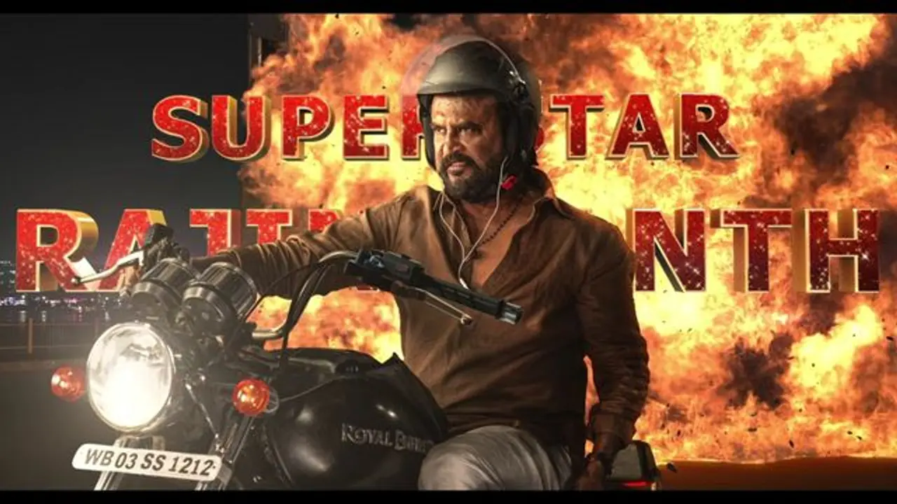 தொடங்குது ஓங்கார கூத்து! பொறி பறக்கும் பச் டயலாக்... ராயல் என்பீல்டில் அருவாவோடு கெத்து காட்டும் 'அண்ணாத்த'!! தொடங்குது ஓங்கார கூத்து! பொறி பறக்கும் பச் டயலாக்... ராயல் என்பீல்டில் அருவாவோடு கெத்து காட்டும் 'அண்ணாத்த'!!