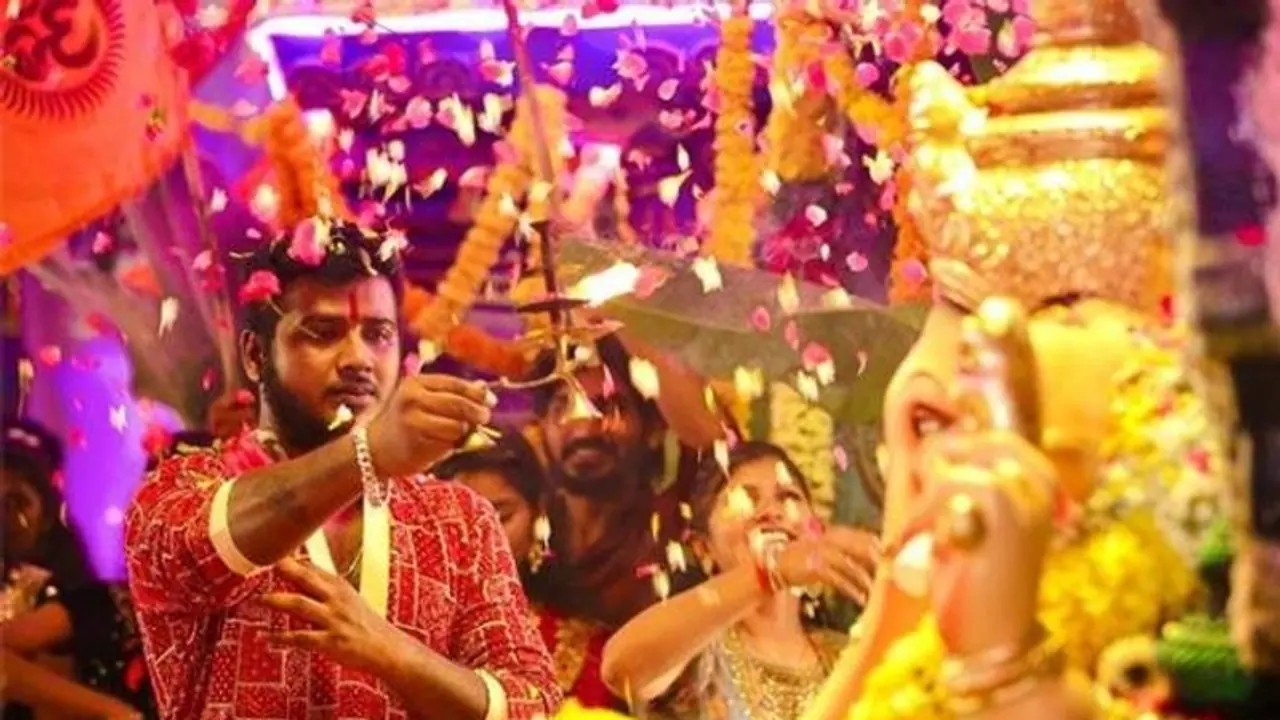 యూట్యూబ్ లో దుమ్మురేపుతున్న బిగ్ బాస్ విన్నర్ రాహుల్ గణపతి సాంగ్! యూట్యూబ్ లో దుమ్మురేపుతున్న బిగ్ బాస్ విన్నర్ రాహుల్ గణపతి సాంగ్!