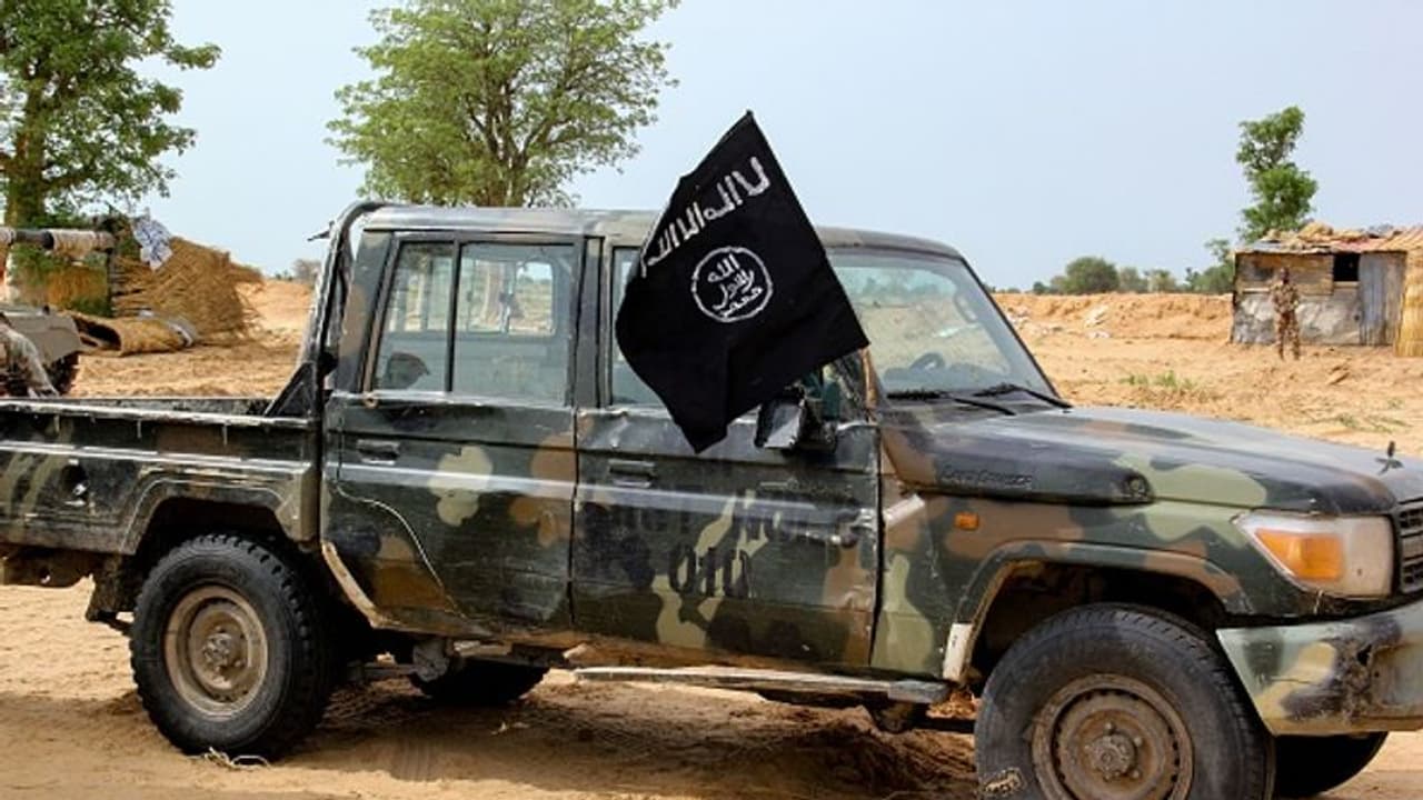 अफगानिस्तान में तालिबान और आईएस आमने सामने: खोस्त शहर में 8 आतंकवादी अरेस्ट अफगानिस्तान में तालिबान और आईएस आमने सामने: खोस्त शहर में 8 आतंकवादी अरेस्ट