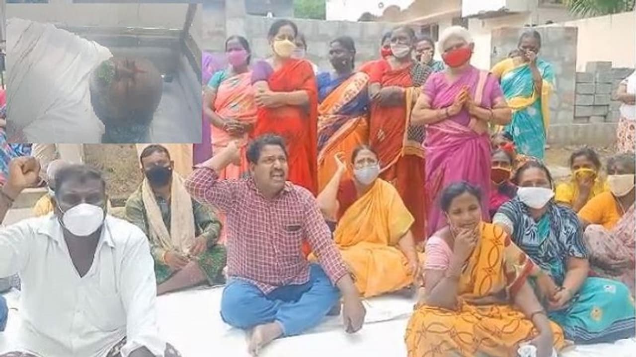 గుంటూరులో వ్యాక్సిన్ వికటించి వ్యక్తి మృతి.. ! (వీడియో) గుంటూరులో వ్యాక్సిన్ వికటించి వ్యక్తి మృతి.. ! (వీడియో)