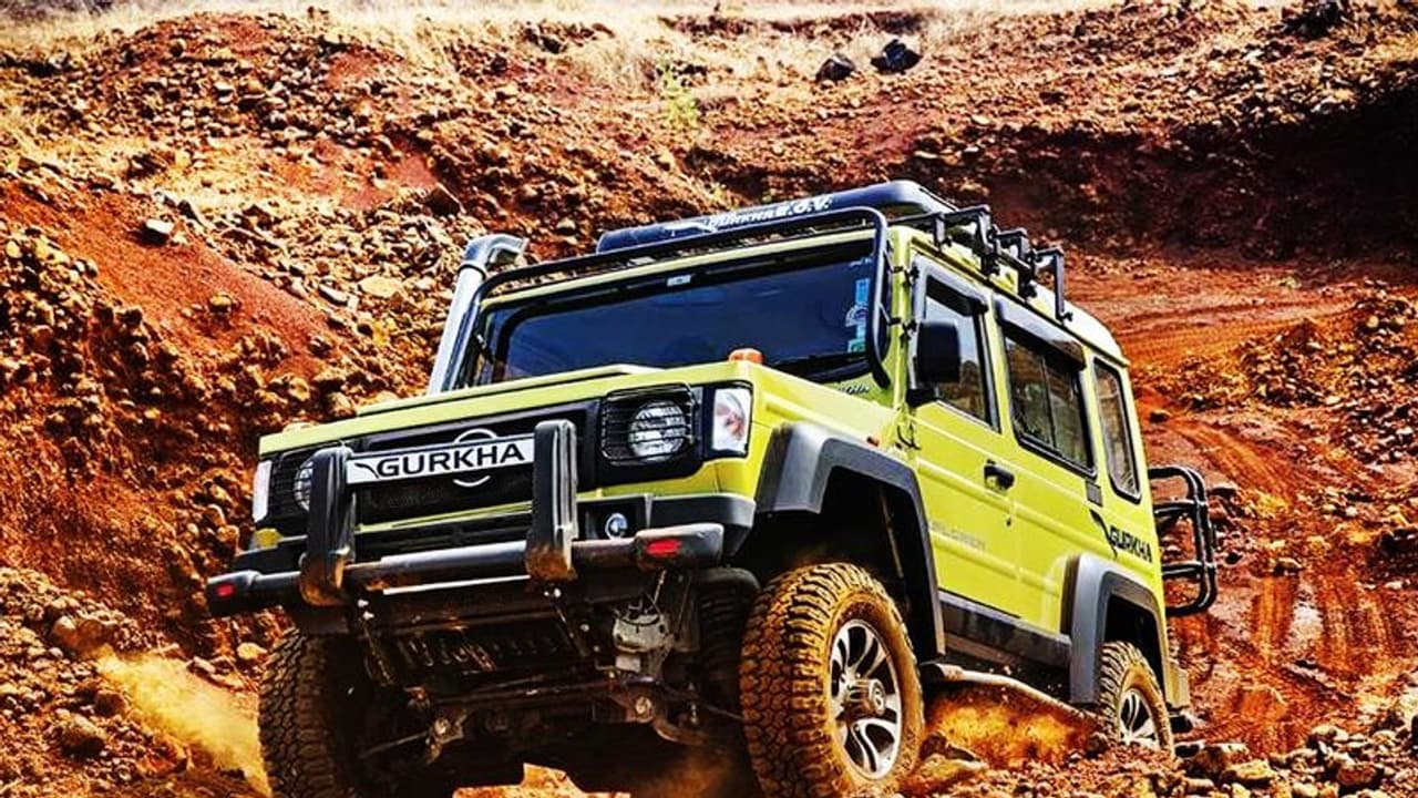 "മേം ഭീം സിംഗ് കാ ബേട്ടാ ഹൂം.." കുക്രി കത്തി രാകിമിനുക്കി ഗൂര്‍ഖ, ഥാറിന്‍റെ കഥ കഴിയുമോ?!