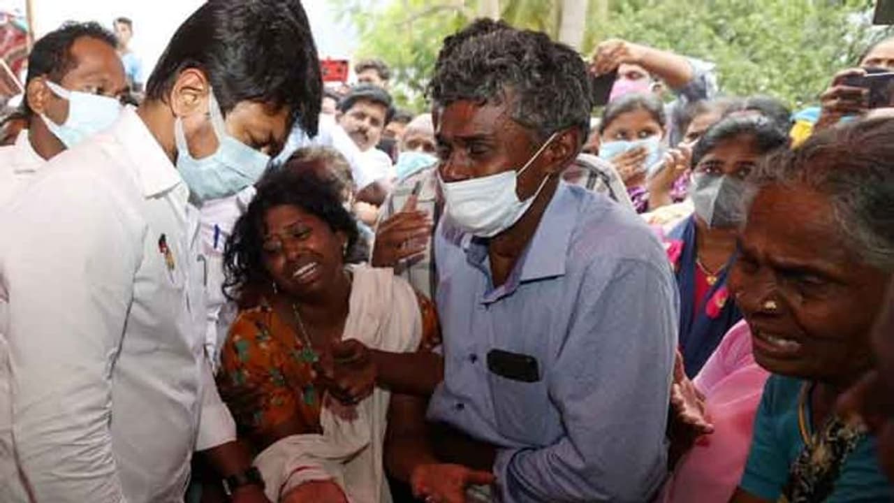 எது நடக்கக்கூடாது என்று அனைவரும் எண்ணிக் கொண்டிருந்தோமோ அது நடந்திடுச்சு.. வேதனையில் உதயநிதி..! எது நடக்கக்கூடாது என்று அனைவரும் எண்ணிக் கொண்டிருந்தோமோ அது நடந்திடுச்சு.. வேதனையில் உதயநிதி..!