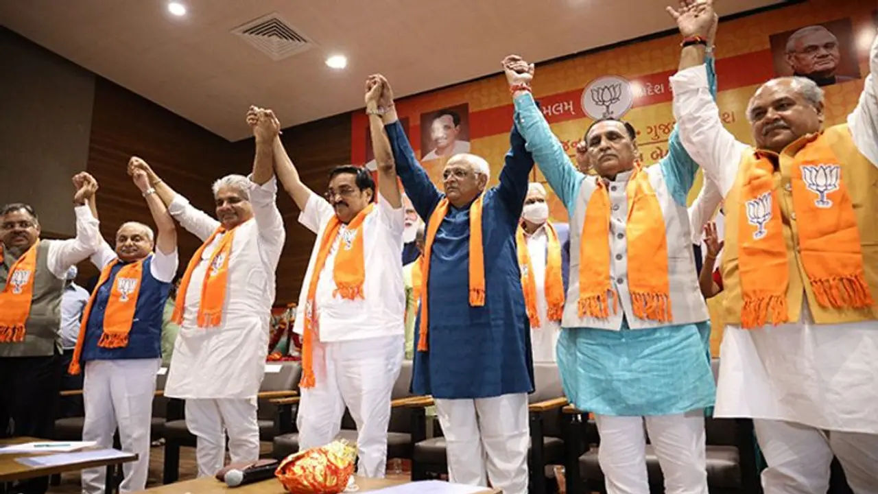 ಗುಜರಾತ್ ಸಿಎಂ ಬದಲಾವಣೆ ಹಿಂದಿನ ಏಕೈಕ ಉದ್ದೇಶ! ಗುಜರಾತ್ ಸಿಎಂ ಬದಲಾವಣೆ ಹಿಂದಿನ ಏಕೈಕ ಉದ್ದೇಶ!