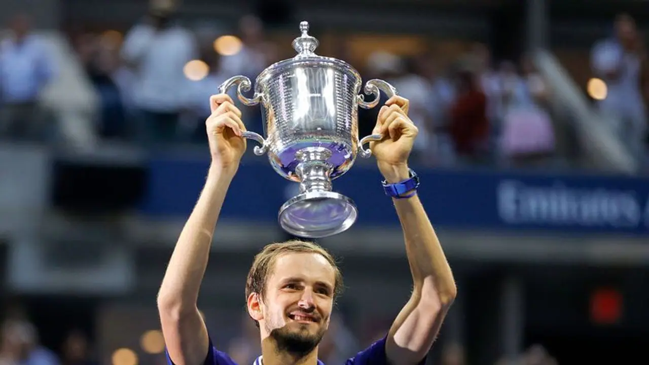 US Open 2021 final: Daniil Medvedev denies Novak Djokovic Calendar Slam, outplays him to win maiden Slam