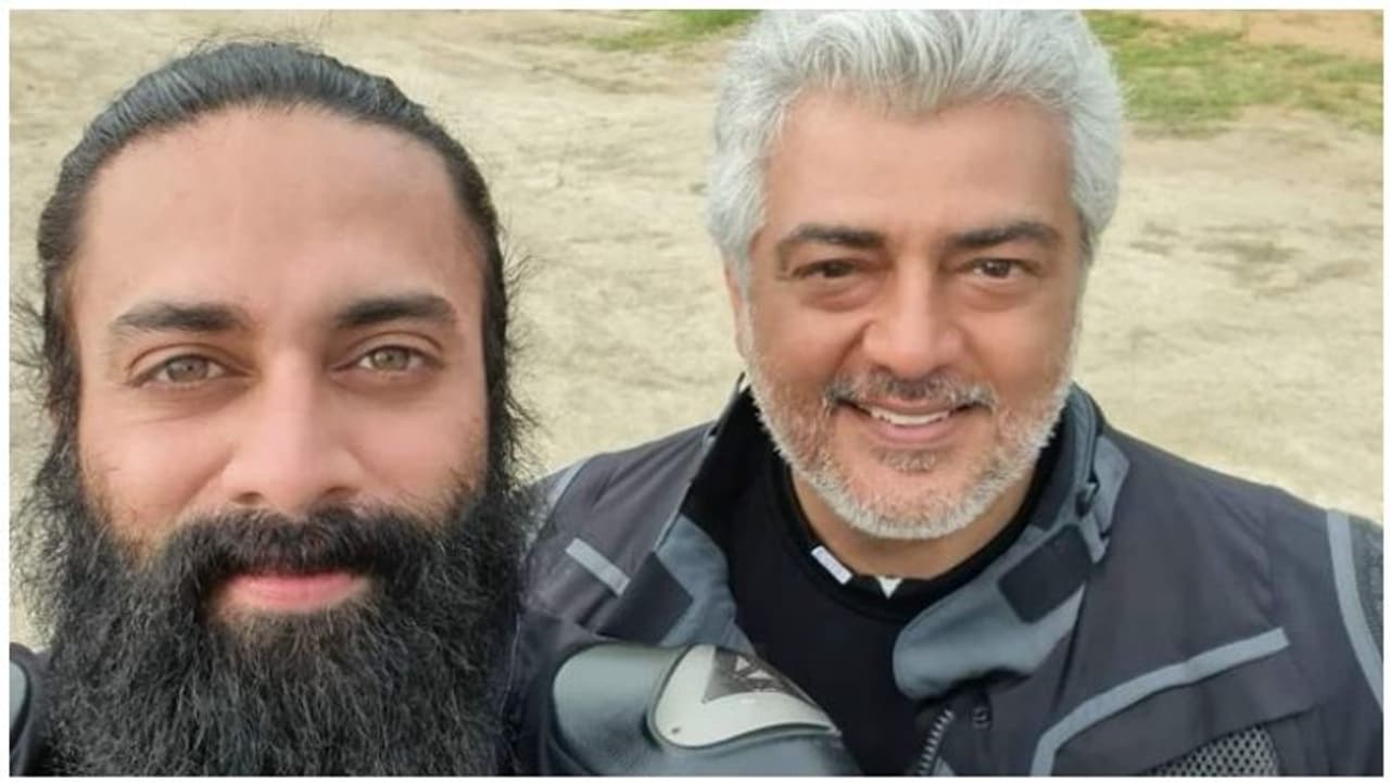 "அஜித் சார் ஹாய் சொன்ன தொனியைப் பார்த்து வியந்துபோனேன்"! தல யுடன் எடுத்த புகைப்படத்தை வெளியிட்ட நடிகர் நவ்தீப் "அஜித் சார் ஹாய் சொன்ன தொனியைப் பார்த்து வியந்துபோனேன்"! தல யுடன் எடுத்த புகைப்படத்தை வெளியிட்ட நடிகர் நவ்தீப்