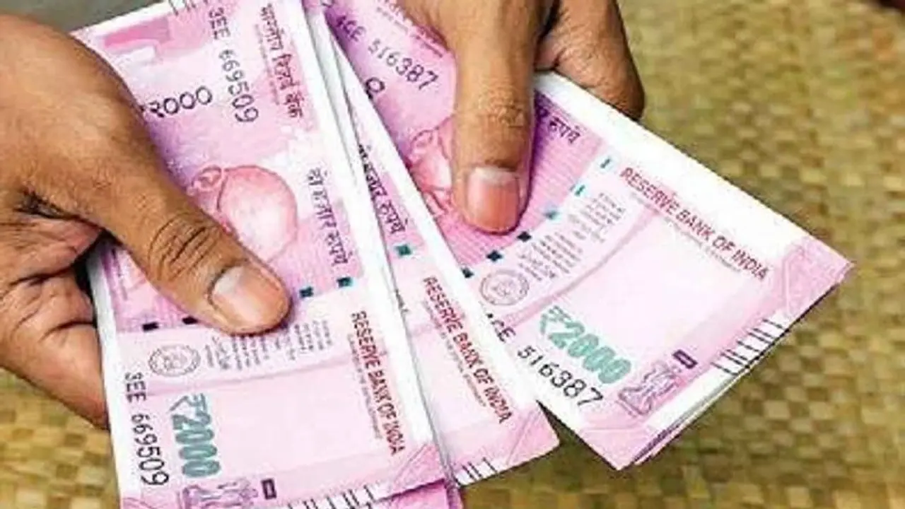 PM KISAN: ರೈತರಿಗೆ ಮತ್ತೆ ಗುಡ್ನ್ಯೂಸ್, eKYC ಮಾಡದಿದ್ದರೆ ಹಣ ಖಾತೆಗೆ ಬರಲ್ಲ, ಹೀಗೆ ಆಧಾರ್ ಲಿಂಕ್ ಮಾಡಿ! PM KISAN: ರೈತರಿಗೆ ಮತ್ತೆ ಗುಡ್ನ್ಯೂಸ್, eKYC ಮಾಡದಿದ್ದರೆ ಹಣ ಖಾತೆಗೆ ಬರಲ್ಲ, ಹೀಗೆ ಆಧಾರ್ ಲಿಂಕ್ ಮಾಡಿ!