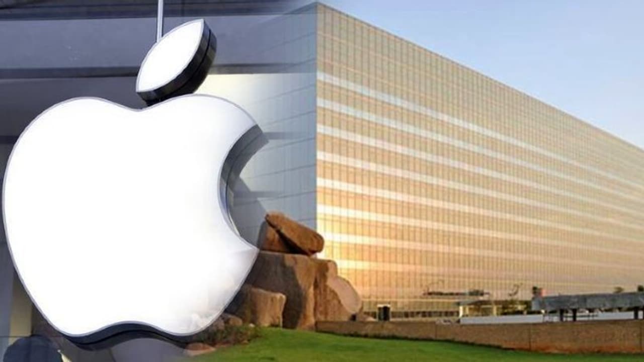 ഇതില്പ്പരം നാണക്കേടുണ്ടോ?; ടിം കുക്കിനെപ്പോലും നാണംകെടുത്തി ആപ്പിള് കമ്പനിയിലെ ചോര്ച്ച ഇതില്പ്പരം നാണക്കേടുണ്ടോ?; ടിം കുക്കിനെപ്പോലും നാണംകെടുത്തി ആപ്പിള് കമ്പനിയിലെ ചോര്ച്ച